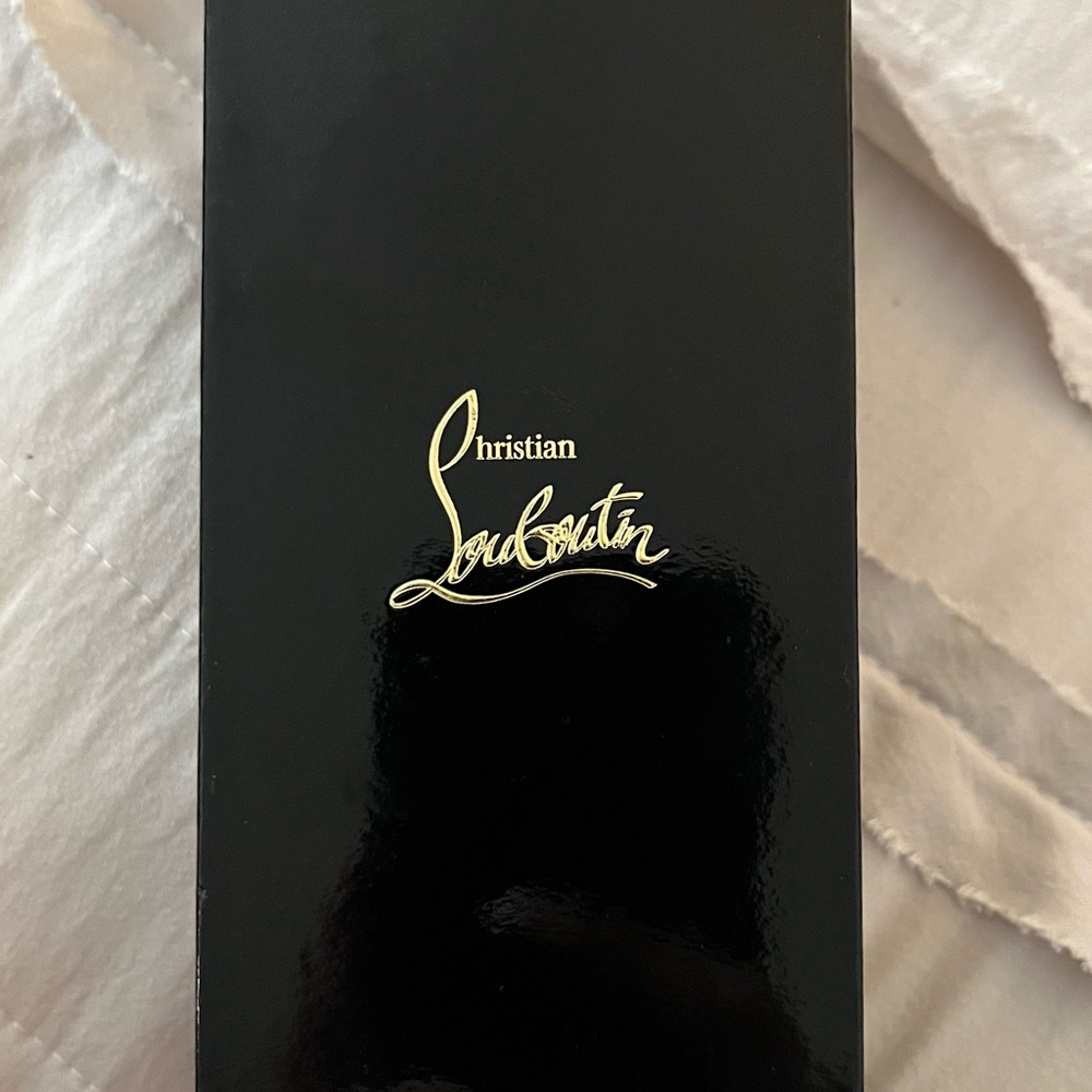 Christian Louboutin Black and Gold Lash Amplifying Lacquer